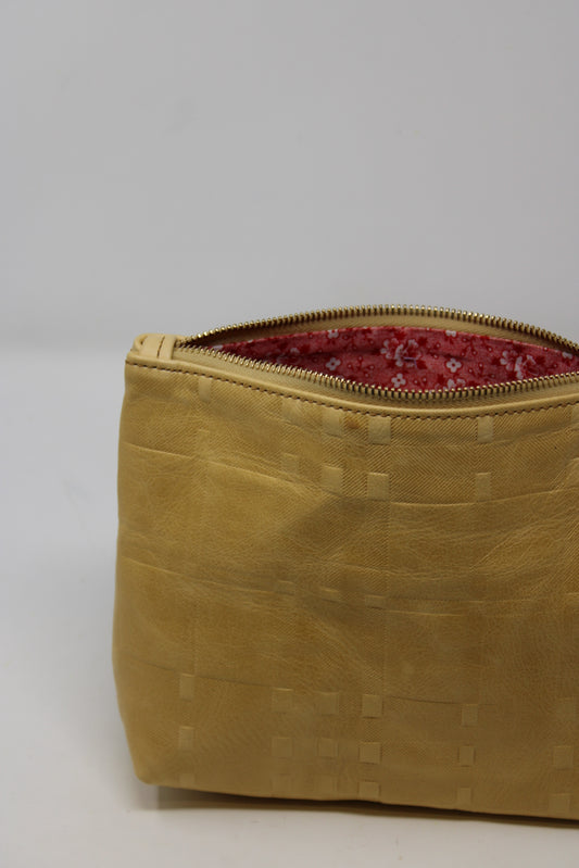 Mini Frances in yellow embossed plaid