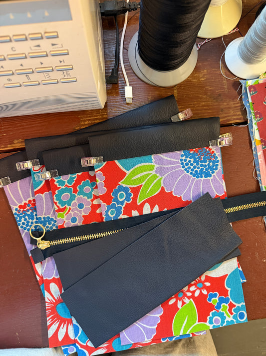 Kendall Bag in navy leather