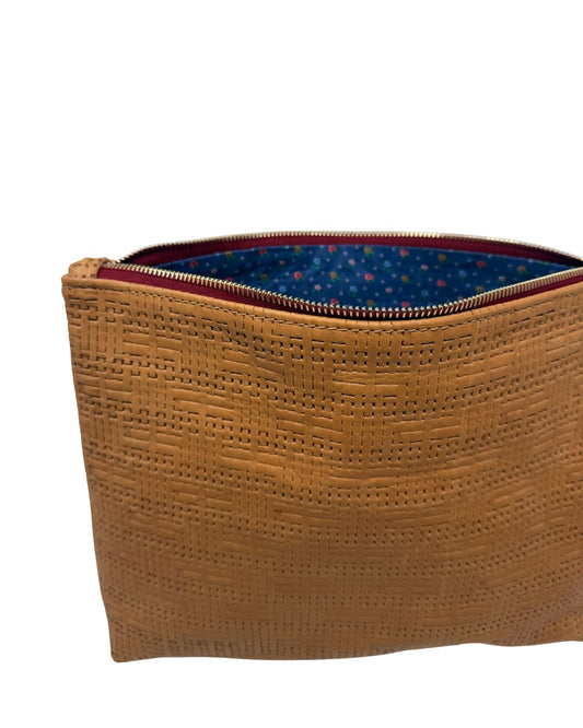 Frances in woven tan